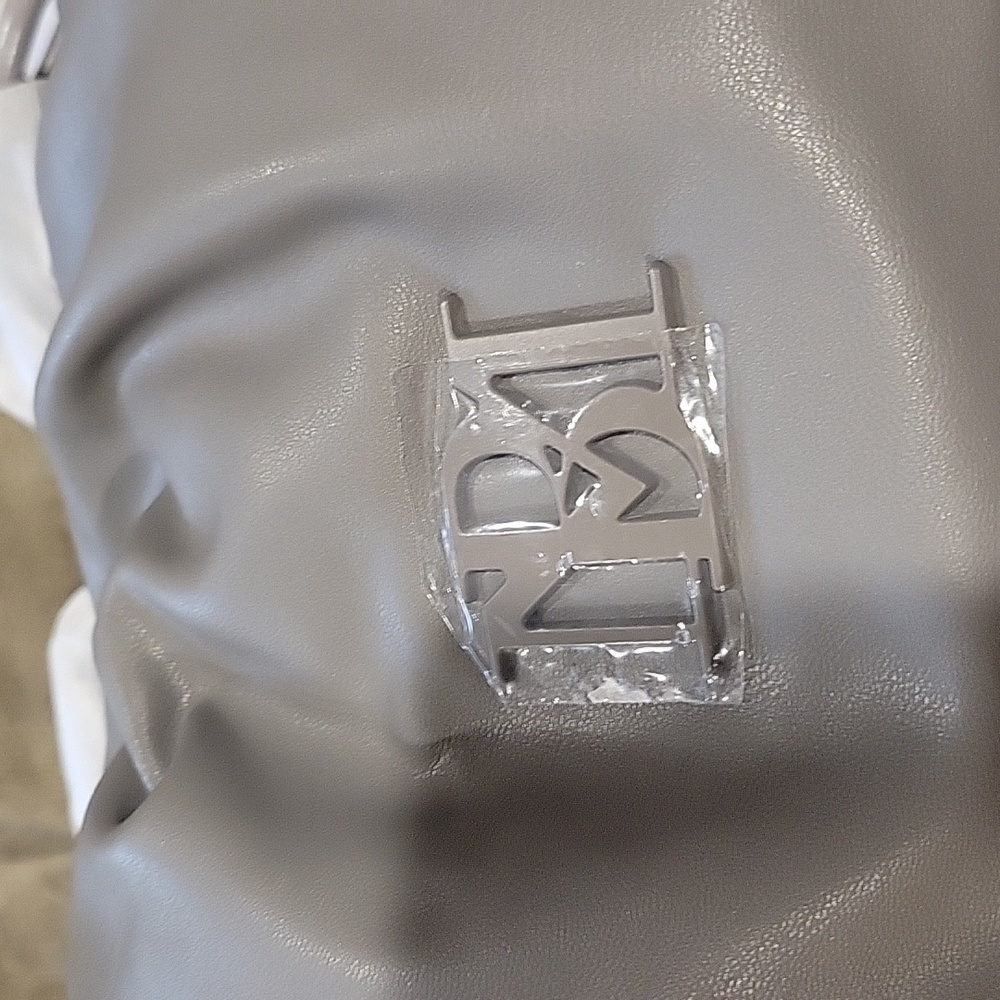 Badgley Mischka wrapped frame clutch NWT - Picture 9 of 9